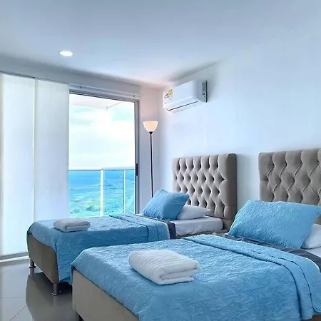 Apartment Beachfront Bliss, Your Ocean Escape Cartagena