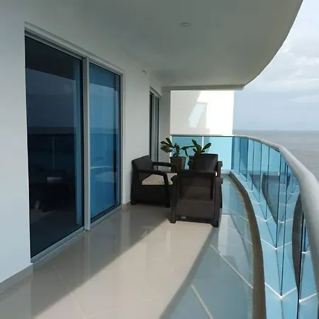 Beachfront Bliss, Your Ocean Escape Cartagena